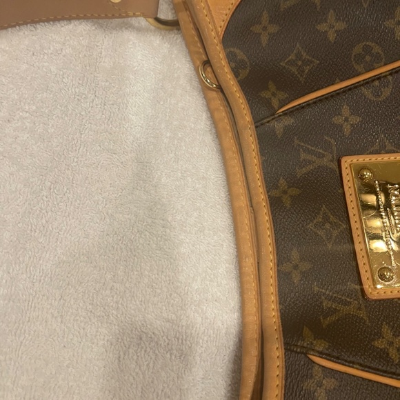 DISCONTINUED Galliera PM Authentic LV Hobo Monogram - Picture 7 of 11